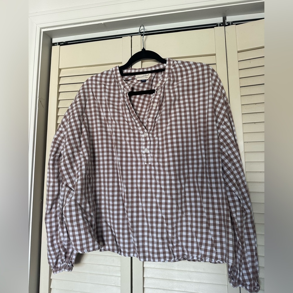 Universal Threads Brown Gingham Women's Top